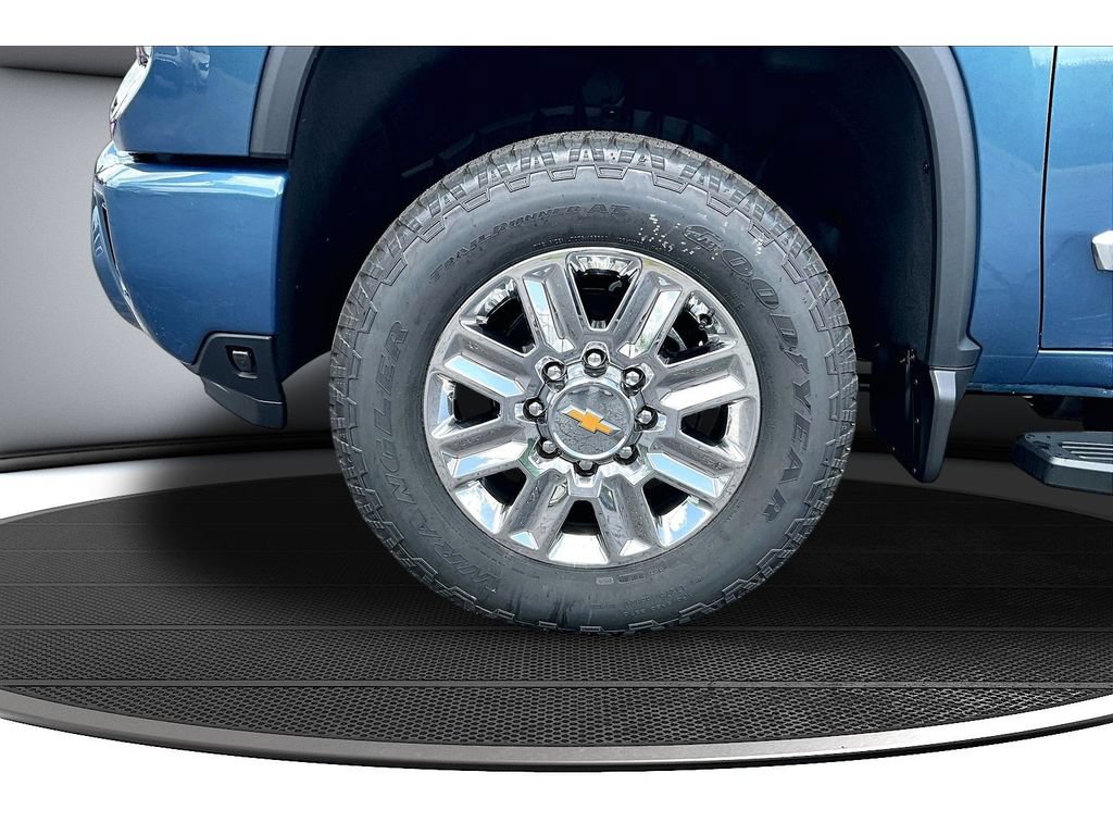 New 2026 Chevrolet Silverado 2500 High Country w/ High Country Premium Package AWD/4WD image 13