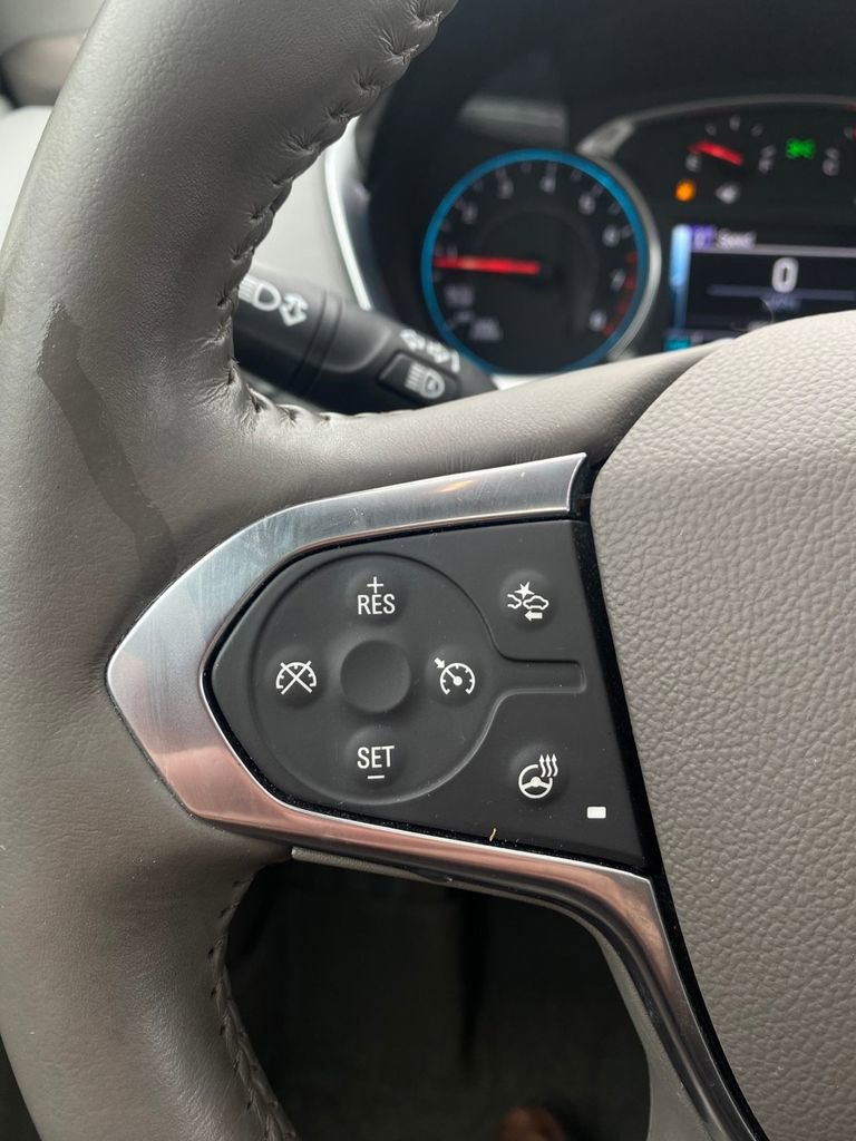 Used 2018 Chevrolet Traverse Premier image 15