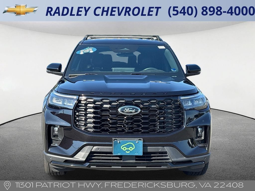 Used 2025 Ford Explorer ST-Line AWD/4WD image 23