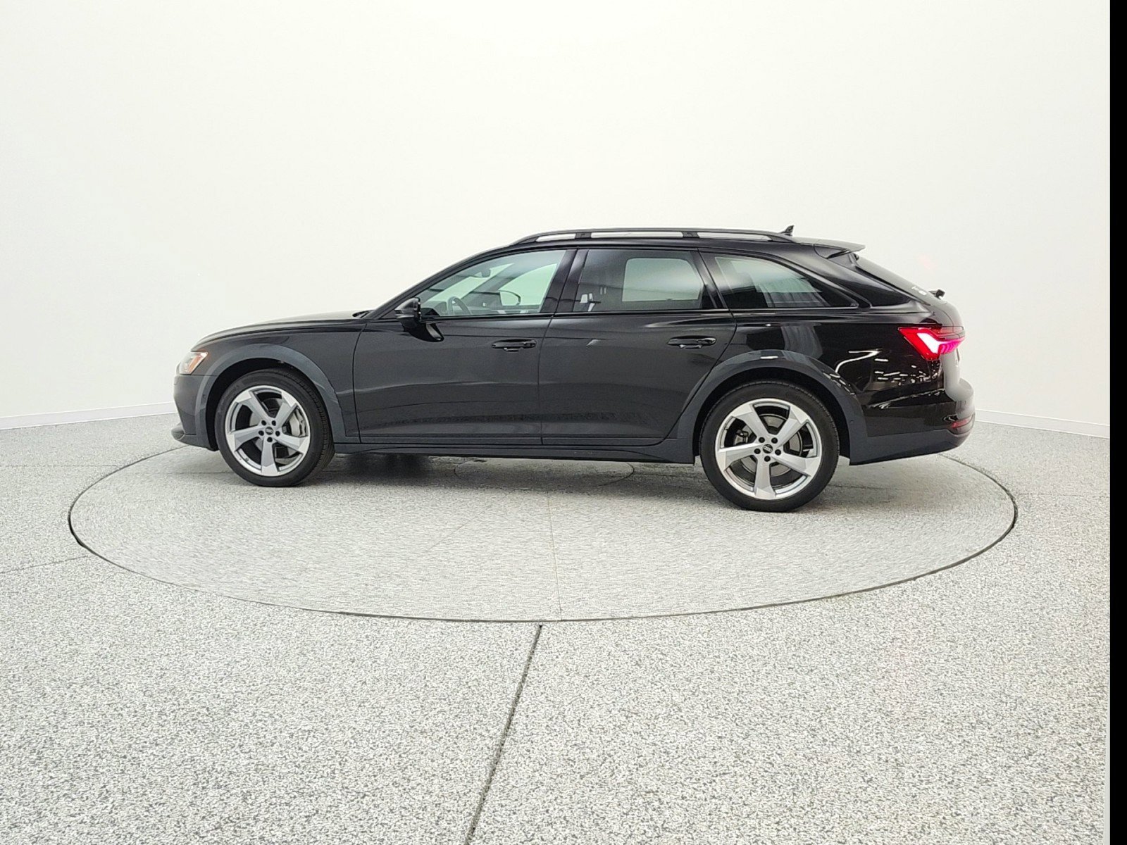 Used 2023 Audi A6 3.0T allroad Premium Plus w/ Executive Package image 8