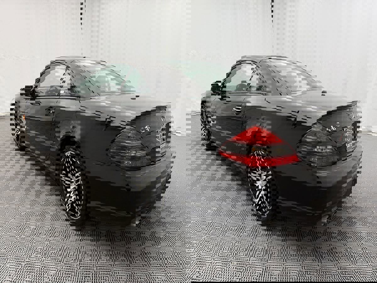 Used 2011 Mercedes-Benz SL 63 AMG image 10