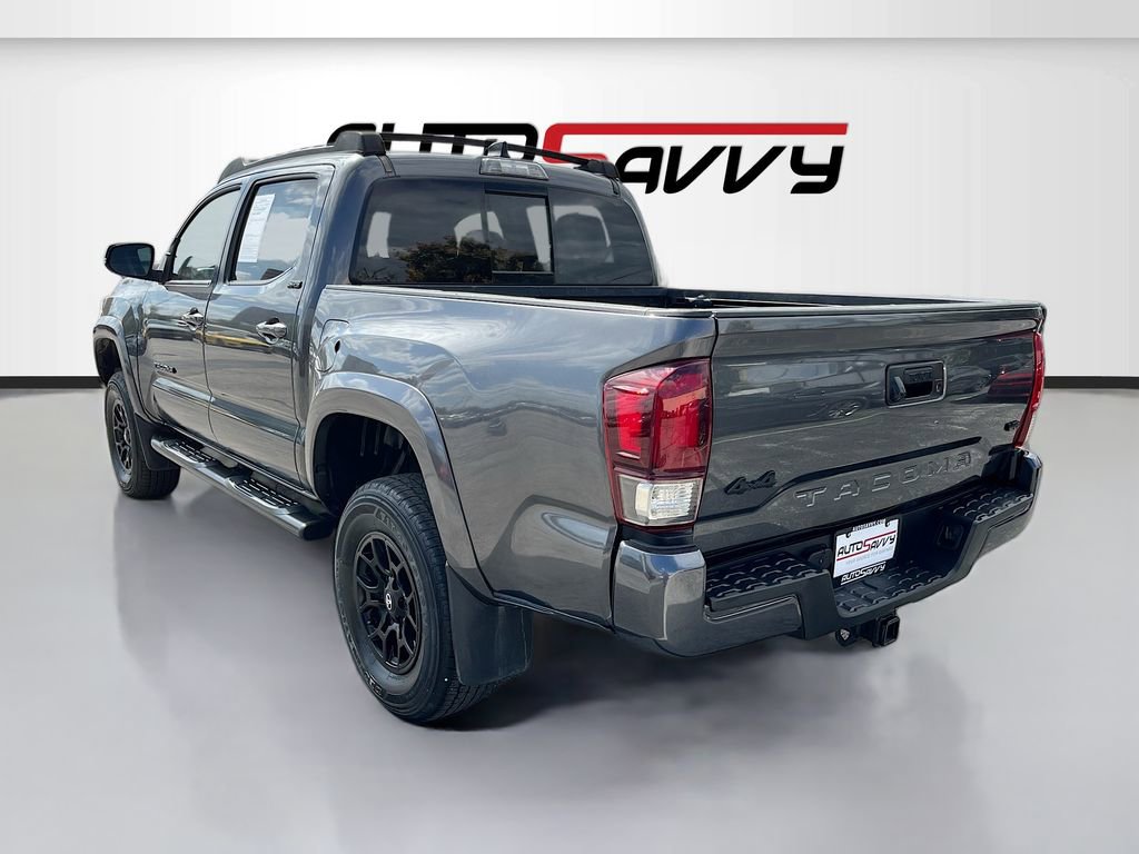 Used 2021 Toyota Tacoma SR5 w/ Technology Package image 5