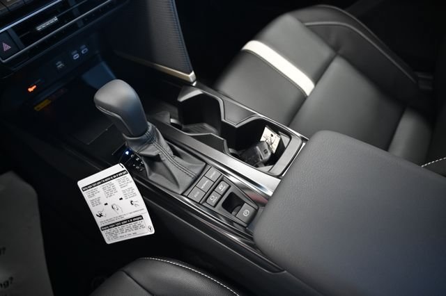 New 2026 Toyota Camry SE FWD image 18