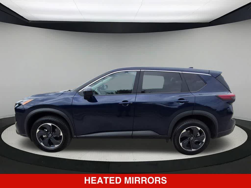 Used 2024 Nissan Rogue SV FWD image 3
