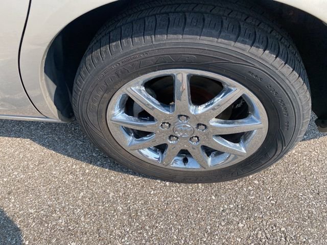 Used 2008 Buick Lucerne CXL w/ Ultra Confidence Package FWD image 31