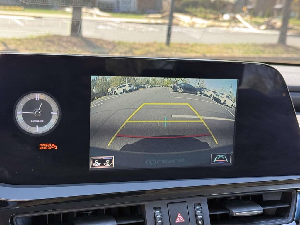 Used 2022 Lexus ES 350 Premium w/ Premium Package image 11