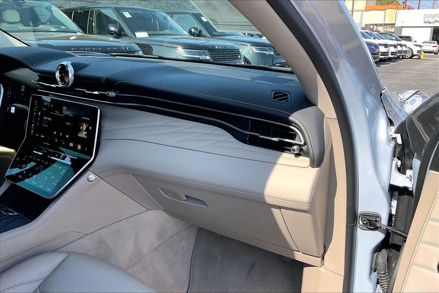 Used 2023 Maserati Grecale GT AWD/4WD image 18