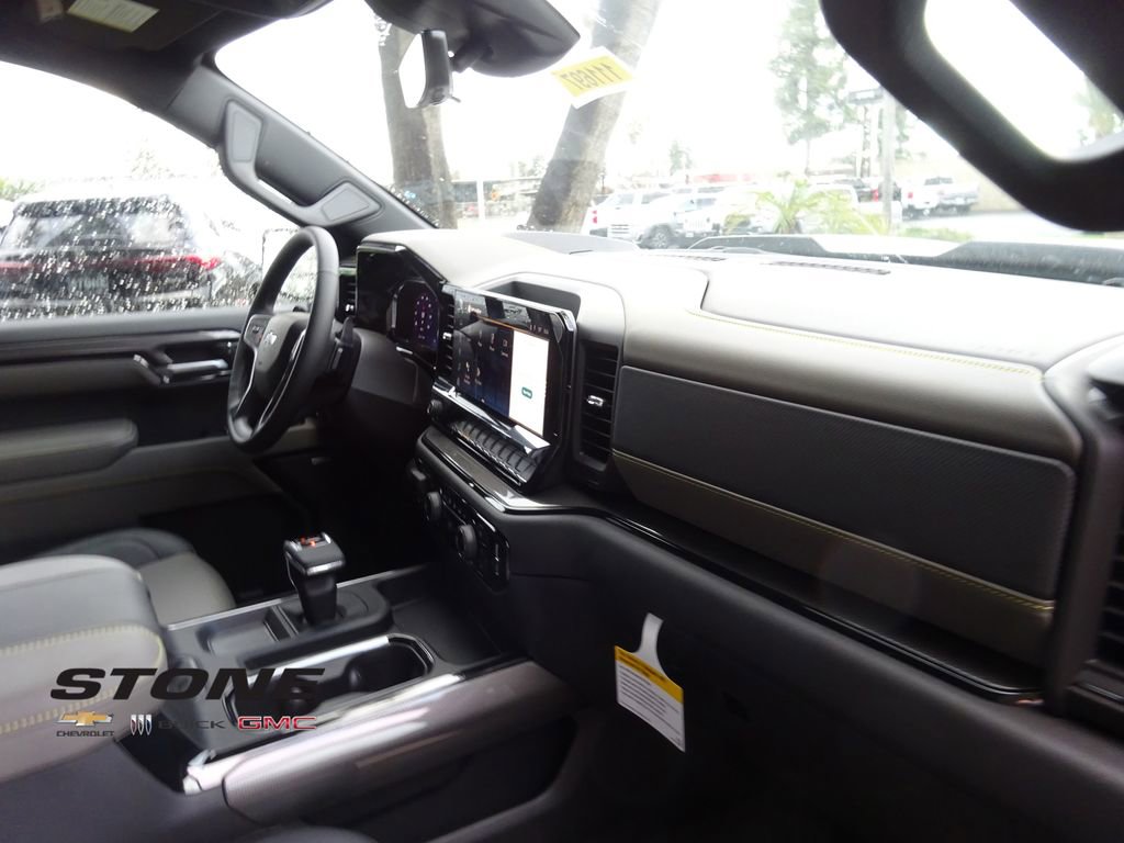 New 2026 Chevrolet Silverado 1500 ZR2 image 17