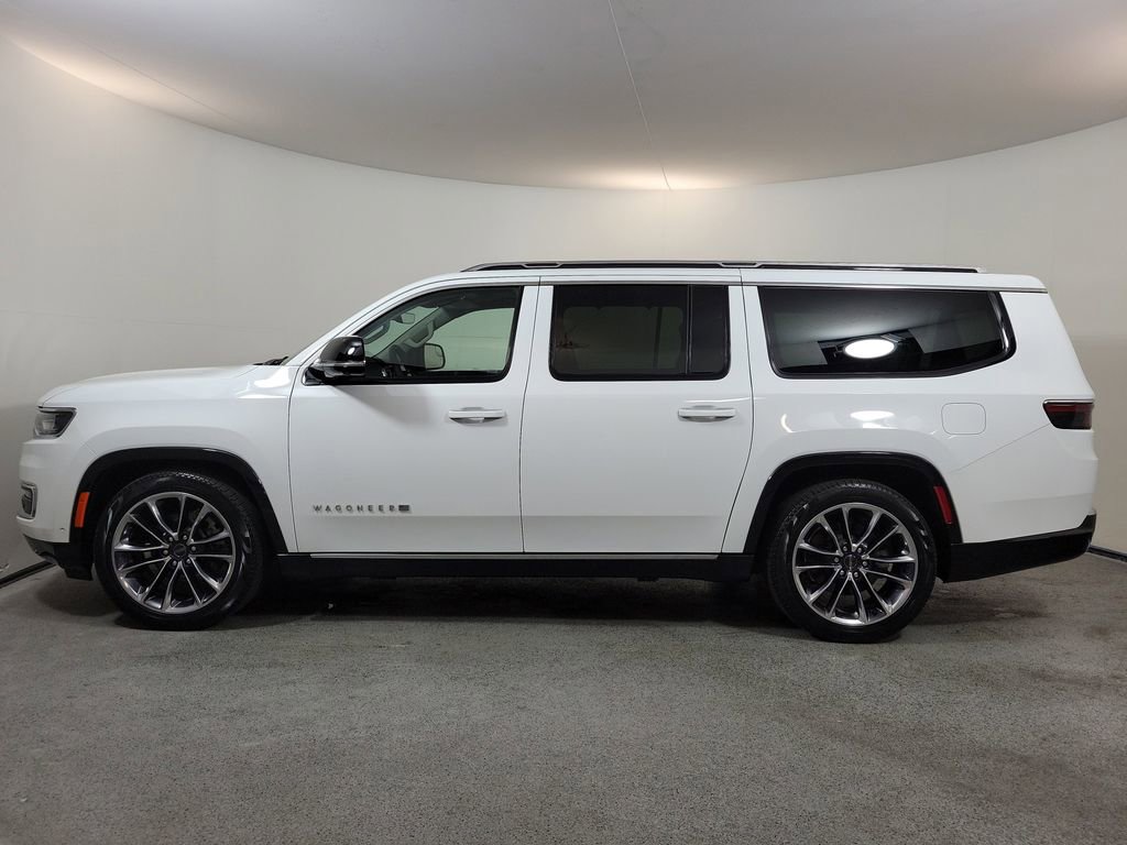 Used 2024 Jeep Wagoneer L Series III w/ Premium Group I image 4