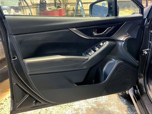 Used 2018 Subaru Crosstrek 2.0i Limited image 19