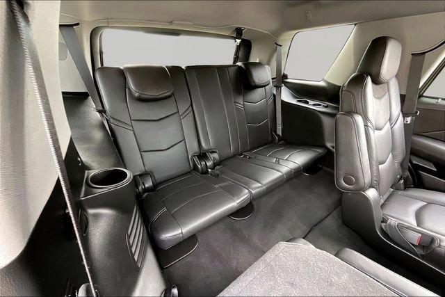 Used 2020 Cadillac Escalade Luxury image 17