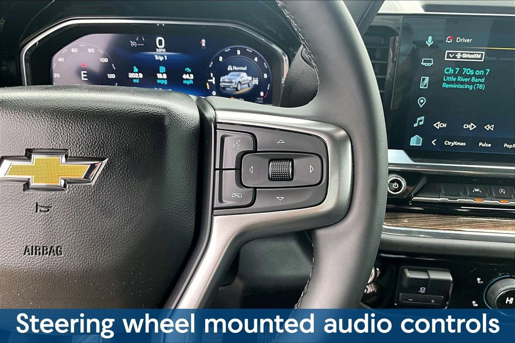 Used 2025 Chevrolet Silverado 1500 LT AWD/4WD image 14