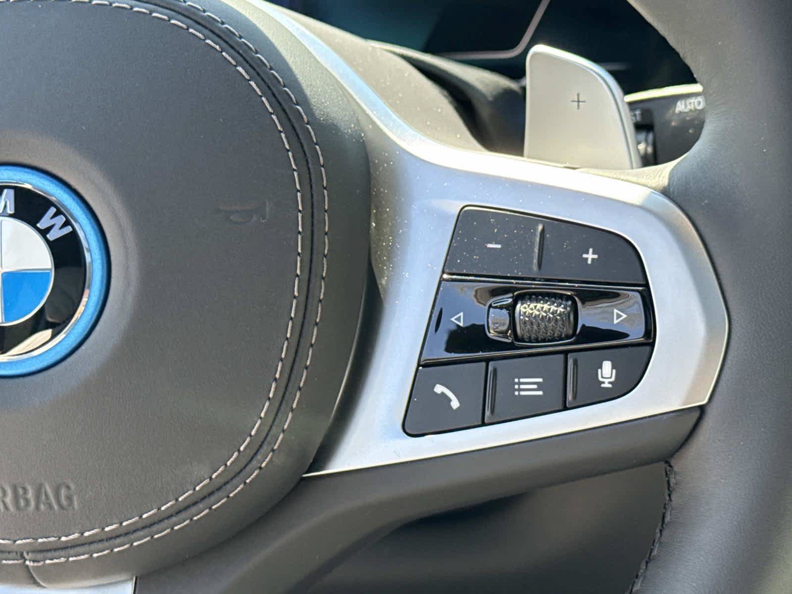 New 2026 BMW X5 xDrive50e w/ M Sport Package AWD/4WD image 23