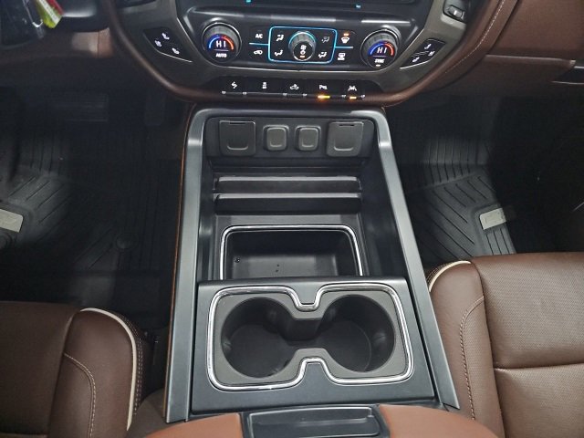 Used 2018 Chevrolet Silverado 1500 High Country image 27