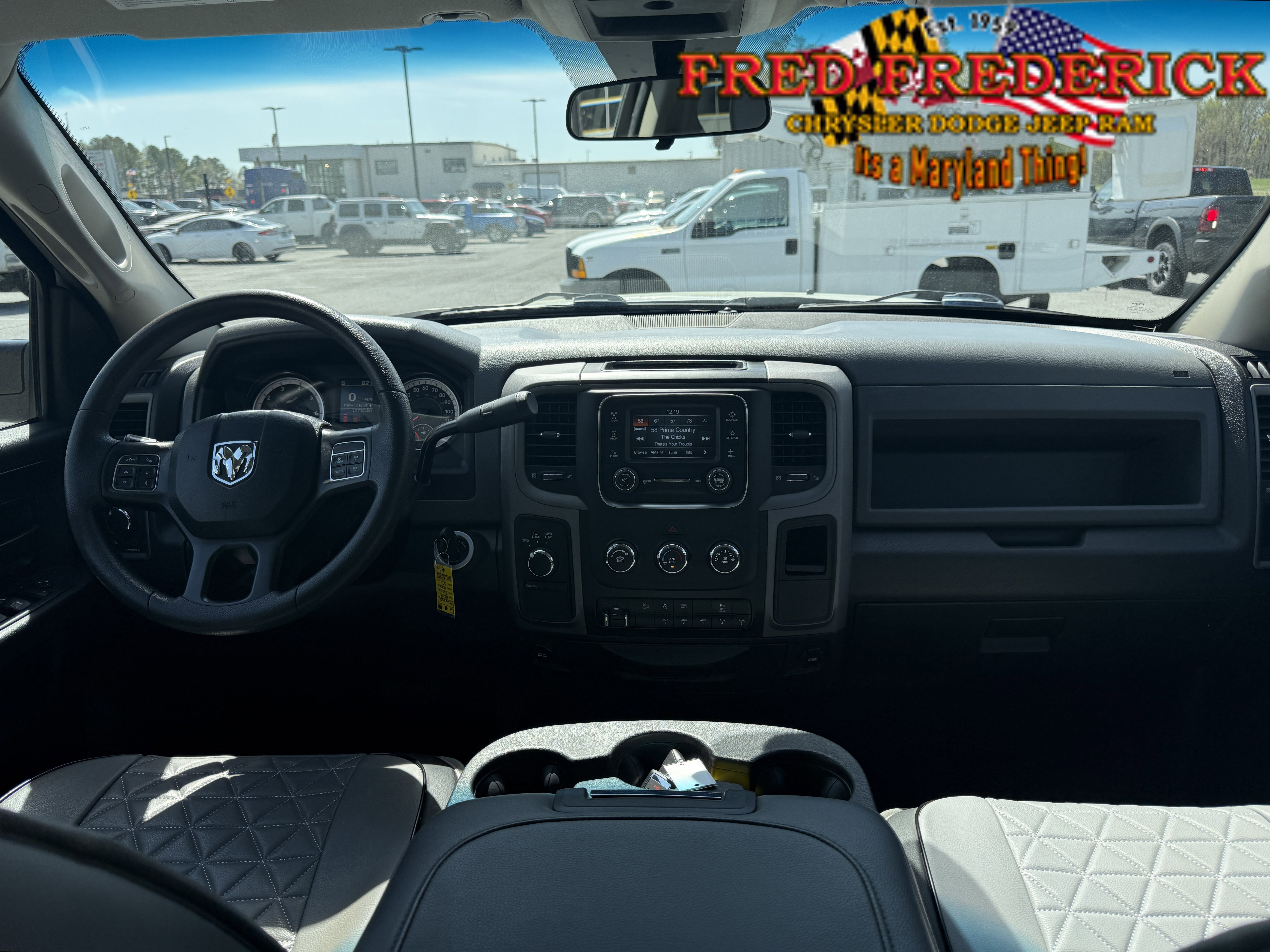 Used 2018 RAM 2500 Tradesman w/ Chrome Appearance Group image 16