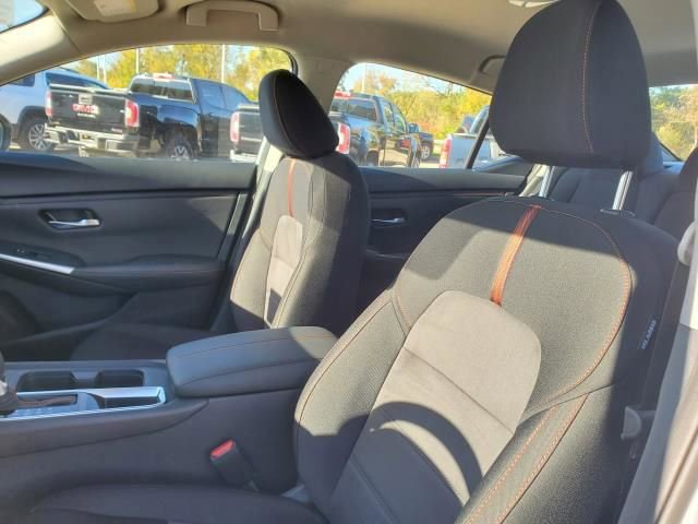 New 2025 Nissan Sentra SR image 21