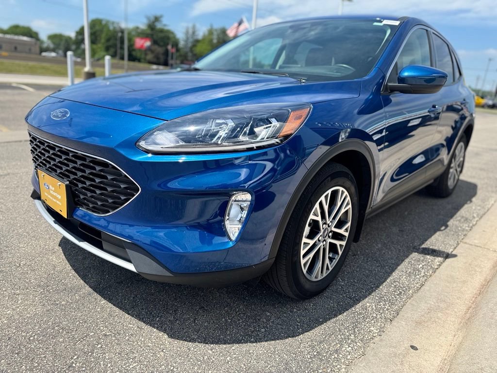Certified 2022 Ford Escape SEL w/ Class II Trailer Tow Package AWD/4WD image 35