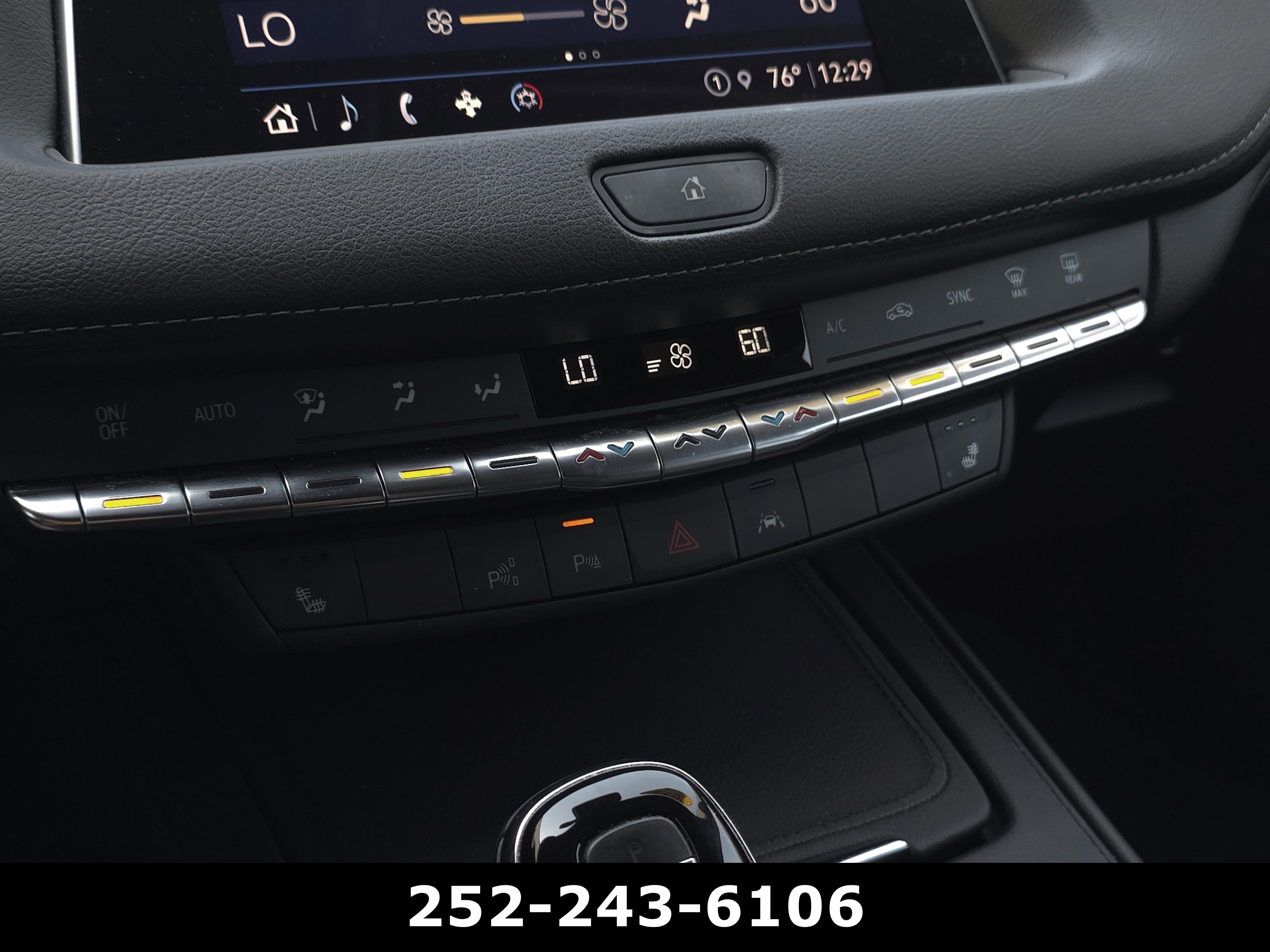 Used 2023 Cadillac XT4 Premium Luxury w/ Enhanced Visibility Package FWD image 17