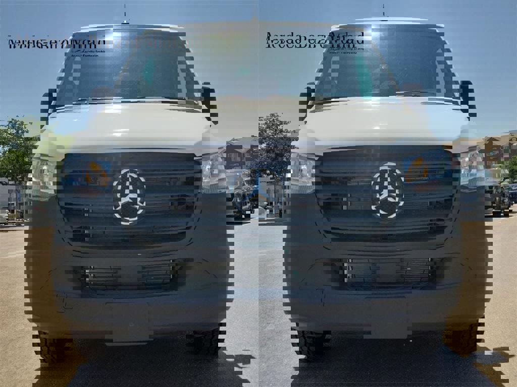 New 2025 Mercedes-Benz Sprinter 2500 image 10