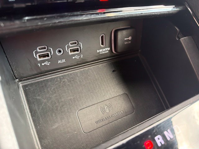 Used 2023 Jeep Grand Cherokee L Summit w/ Luxury Tech Group V AWD/4WD image 33