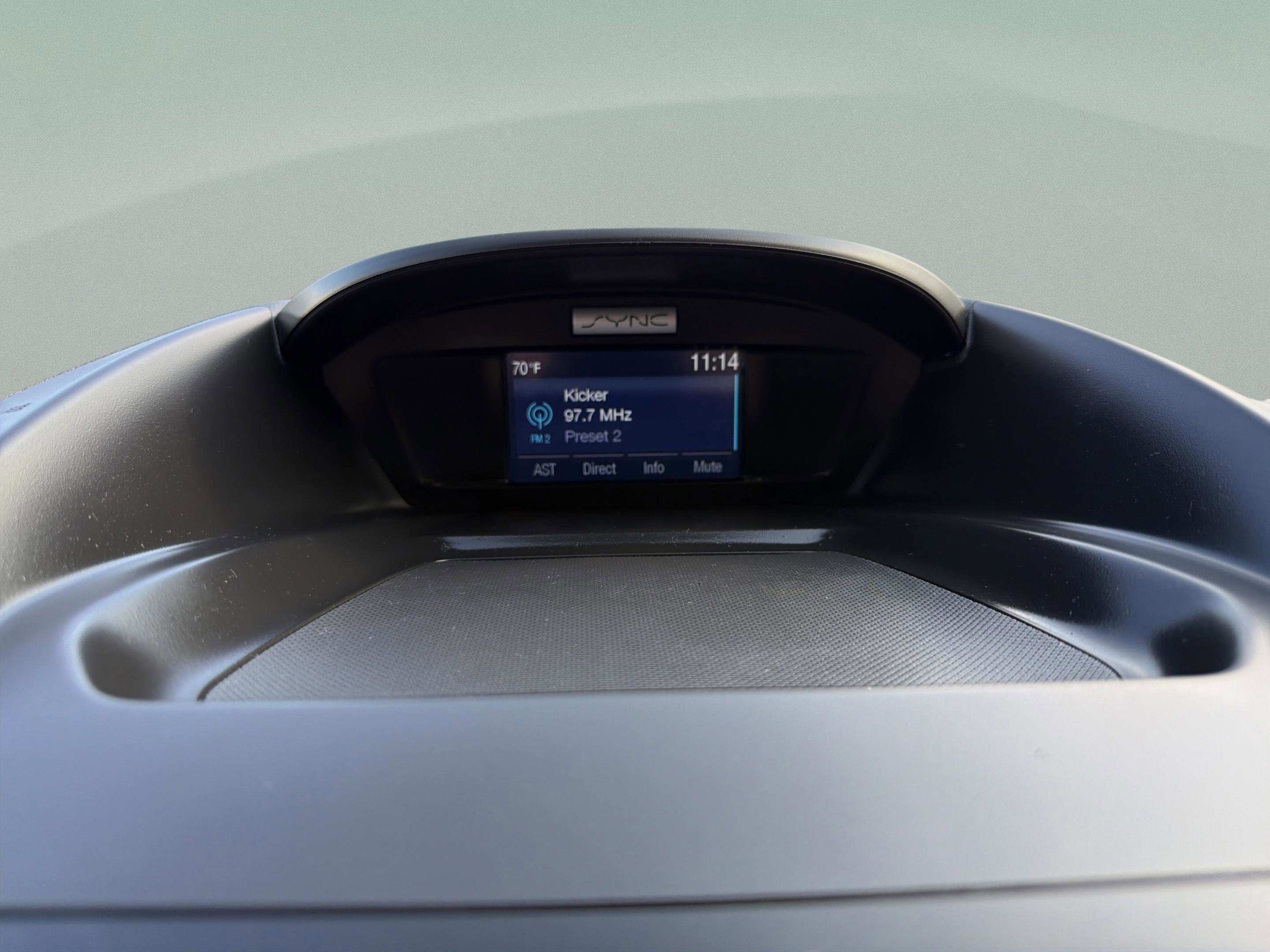 Used 2015 Ford Escape SE image 16