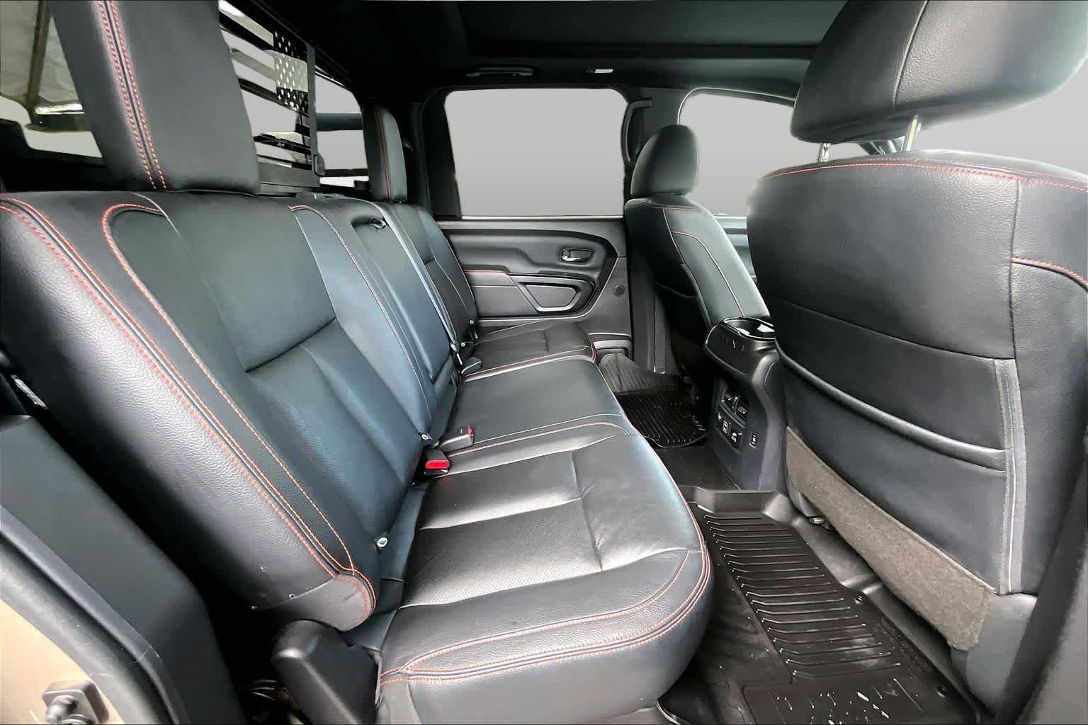 Used 2023 Nissan Titan PRO-4X w/ Pro-4x Convenience Package AWD/4WD image 20
