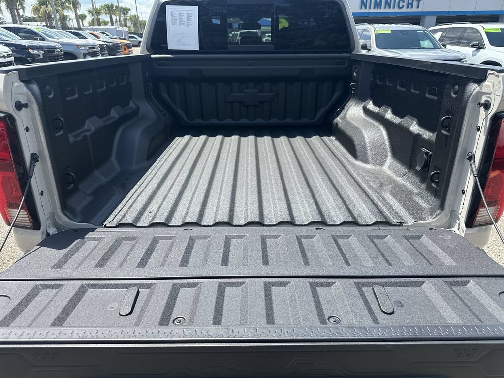 Used 2026 Chevrolet Colorado ZR2 w/ Technology Package AWD/4WD image 34