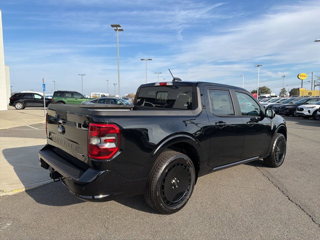 New 2026 Ford Maverick Lobo image 3