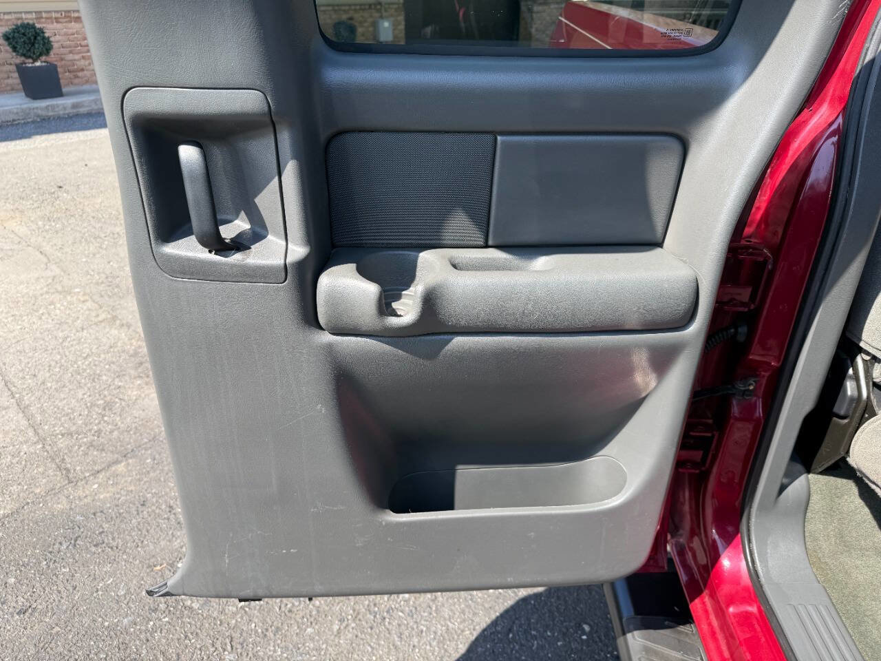 Used 2004 Chevrolet Silverado 1500 LS image 26