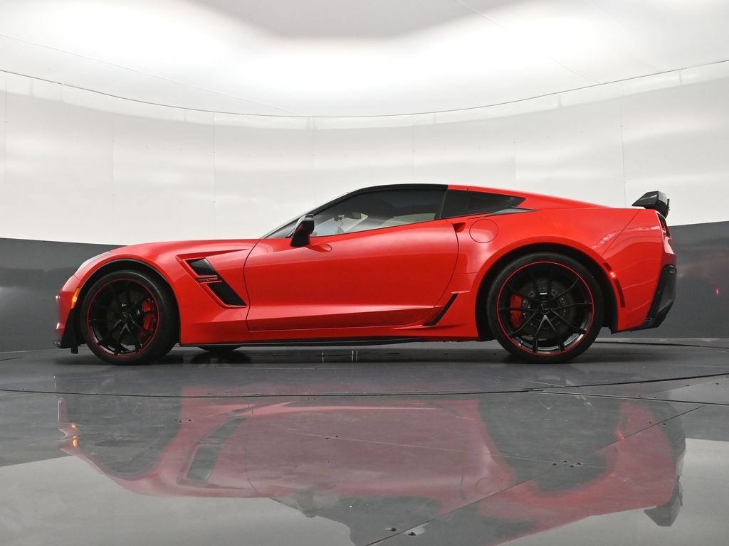 Used 2018 Chevrolet Corvette Grand Sport RWD image 26