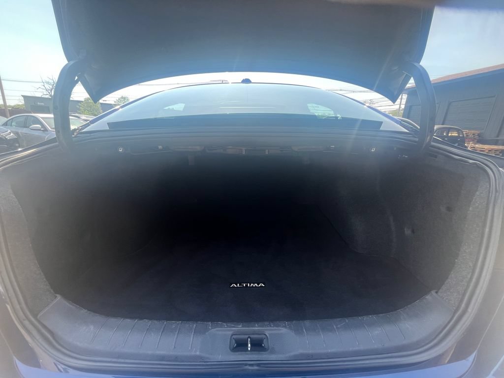Used 2020 Nissan Altima 2.5 SR FWD image 18