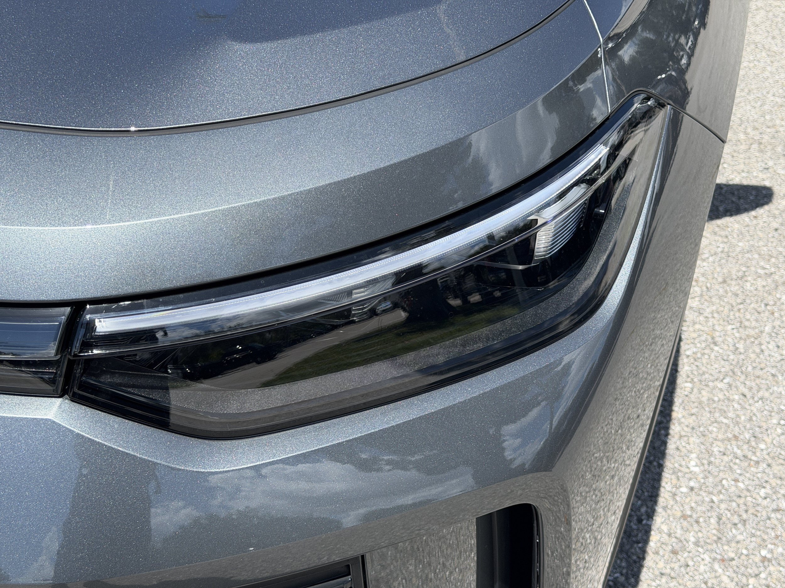 New 2026 Volkswagen Tiguan S FWD image 8