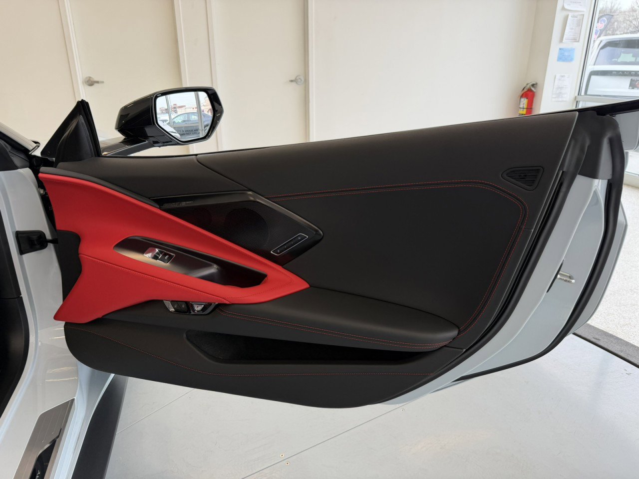 Used 2023 Chevrolet Corvette Stingray Preferred Conv w/ Z51 Performance Package image 38