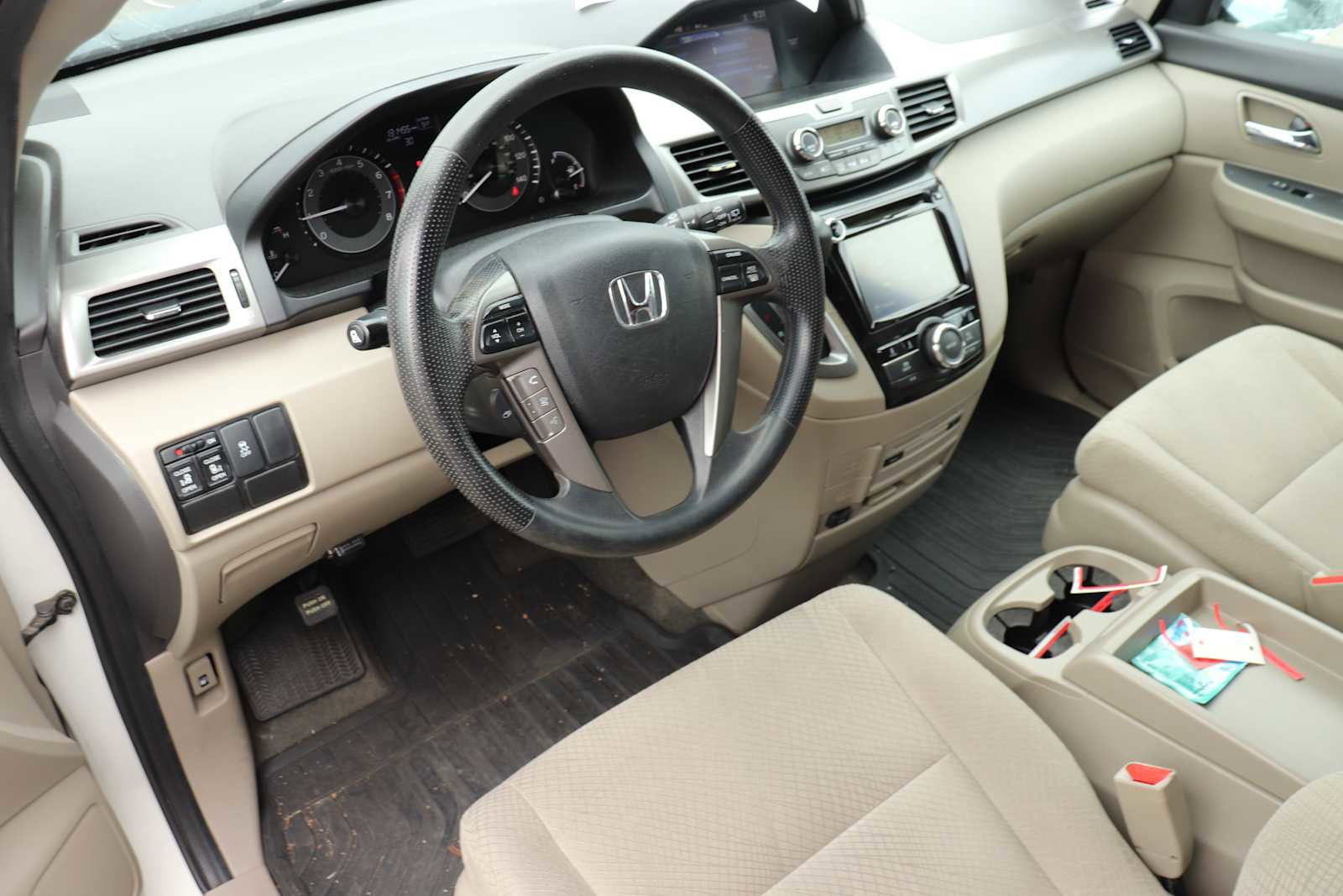 Used 2016 Honda Odyssey SE image 10