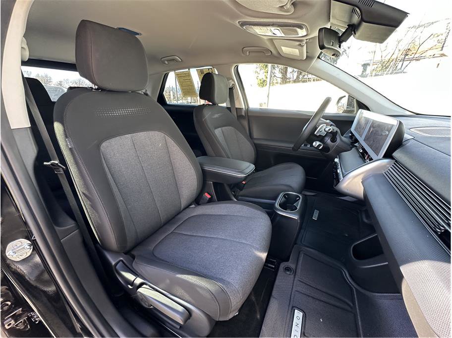 Used 2024 Hyundai Ioniq 5 SEL image 4