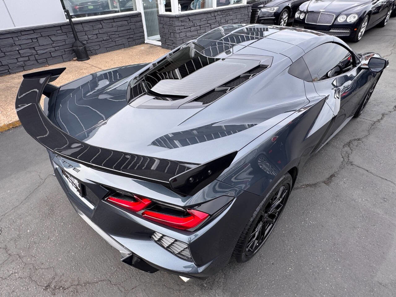 Used 2020 Chevrolet Corvette Stingray Coupe w/ 1LT image 14