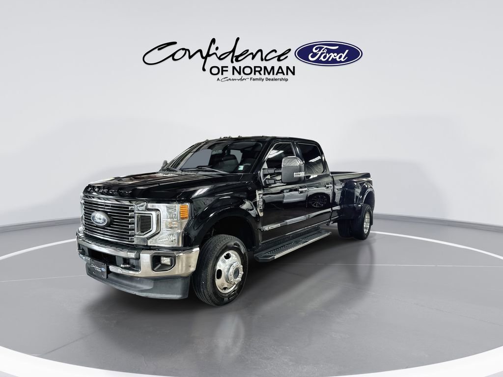 Used 2020 Ford F350 XLT w/ XLT Premium Package image 3