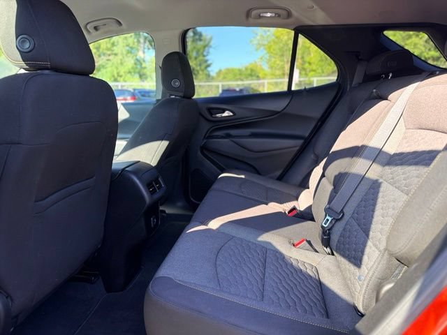 Used 2020 Chevrolet Equinox LT w/ Driver Convenience Package FWD image 25