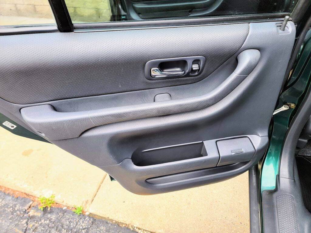 Used 2001 Honda CR-V EX image 15