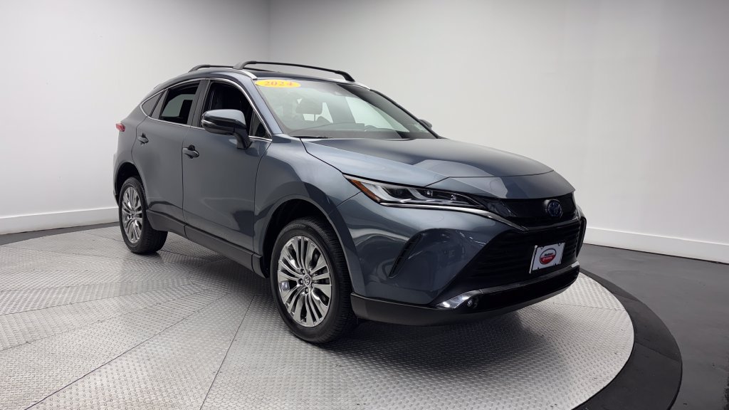 Used 2024 Toyota Venza XLE AWD/4WD image 43