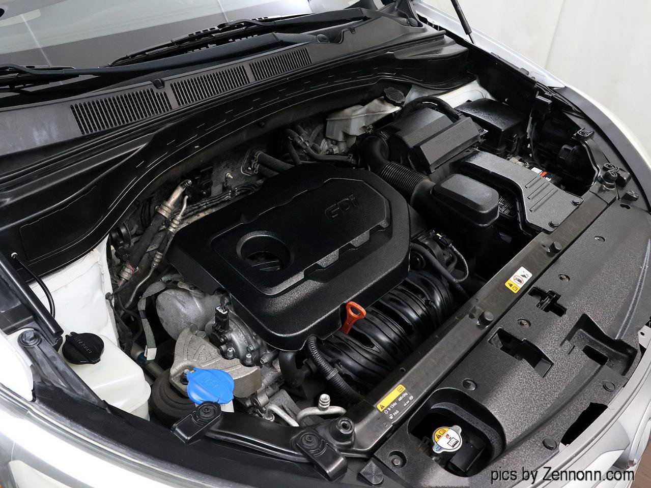 Used 2017 Hyundai Santa Fe Sport FWD image 36