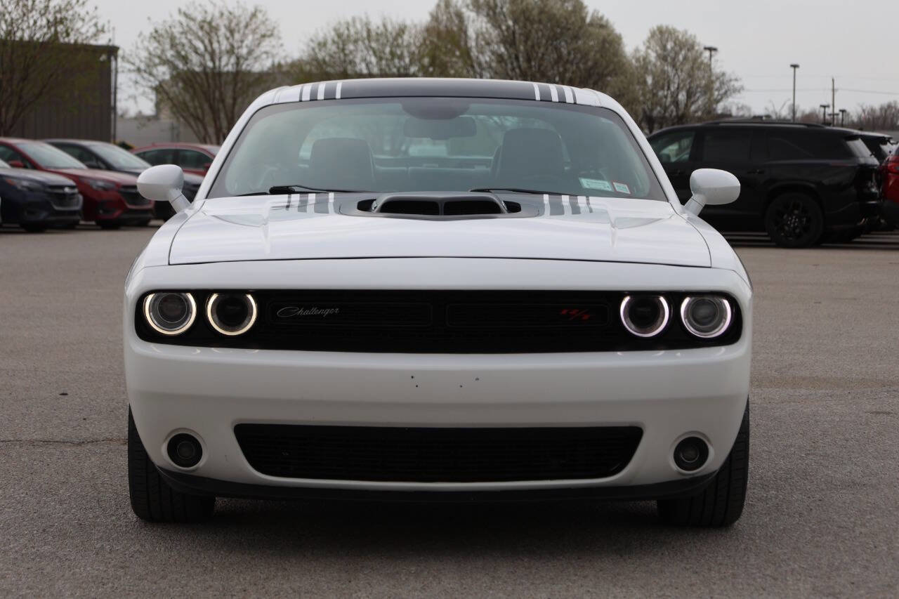 Used 2016 Dodge Challenger R/T Plus image 2