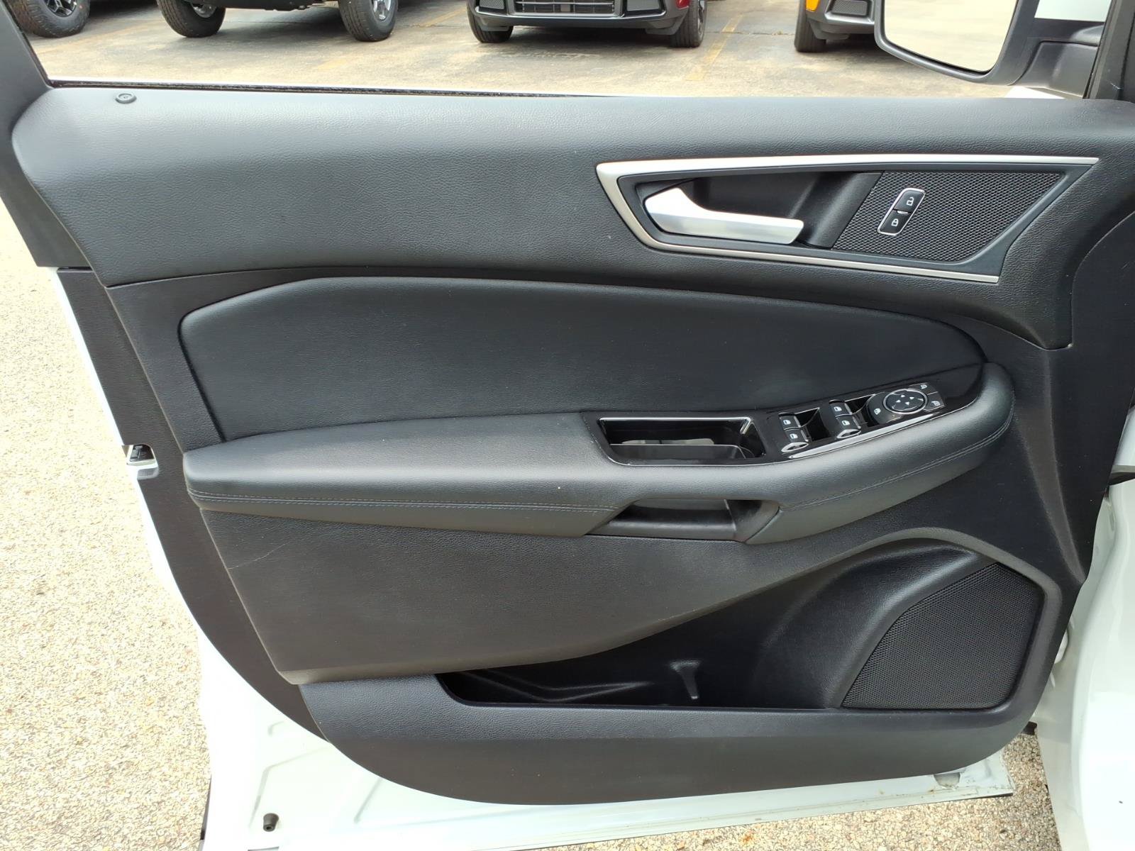Used 2020 Ford Edge SEL w/ Convenience Package AWD/4WD image 14