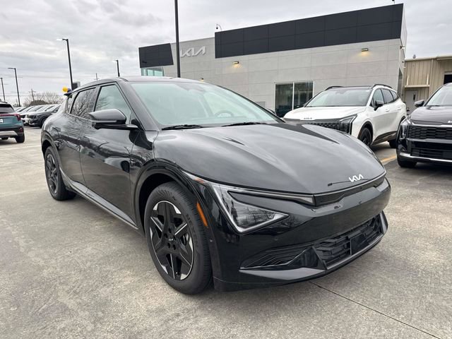 New 2025 Kia EV6 Wind