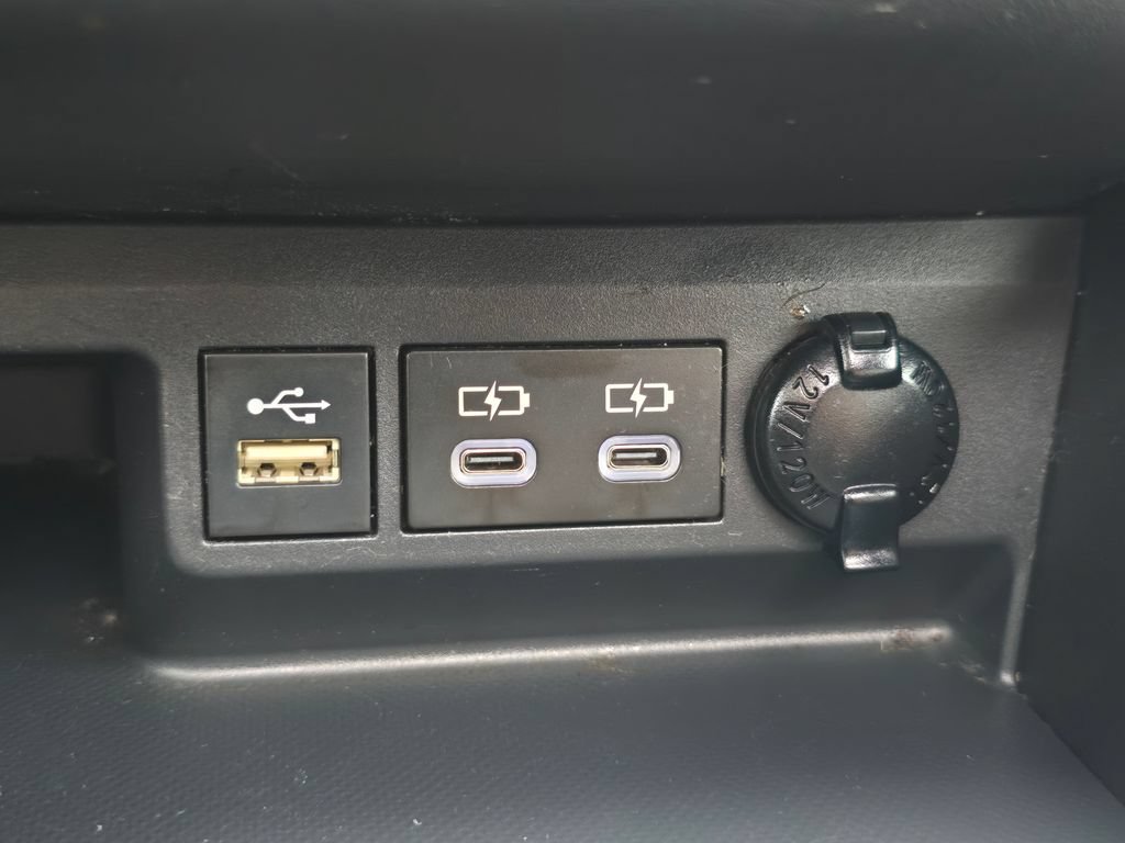 Used 2023 Toyota Highlander XSE AWD/4WD image 31