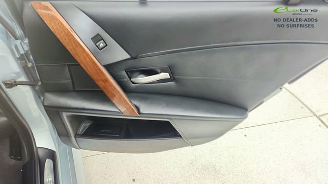 Used 2006 BMW M5 image 28