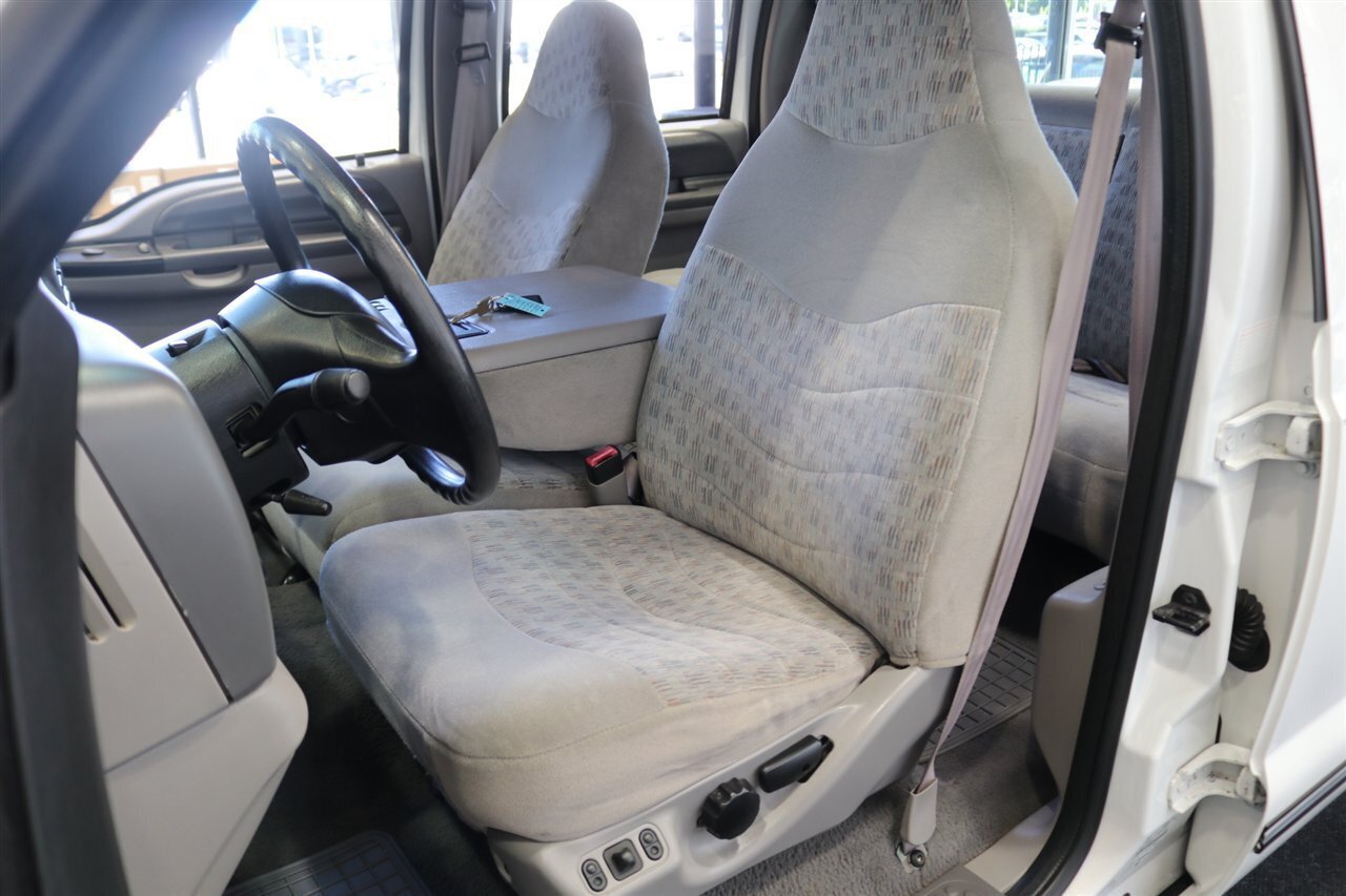Used 1999 Ford F350 XLT AWD/4WD image 16