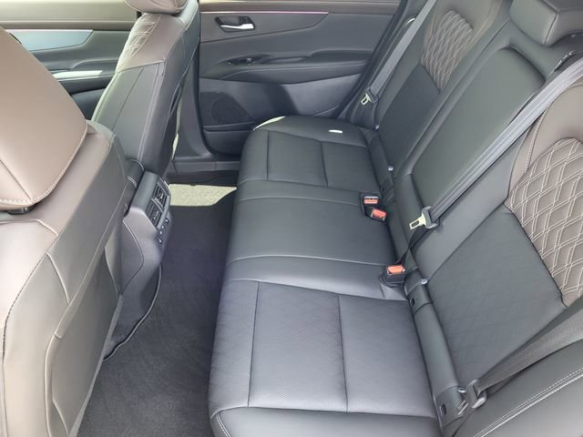 Certified 2025 Nissan Murano Platinum w/ Cargo Package AWD/4WD image 22