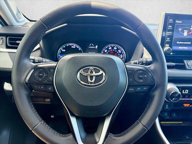 Certified 2021 Toyota RAV4 XLE Premium AWD/4WD image 8