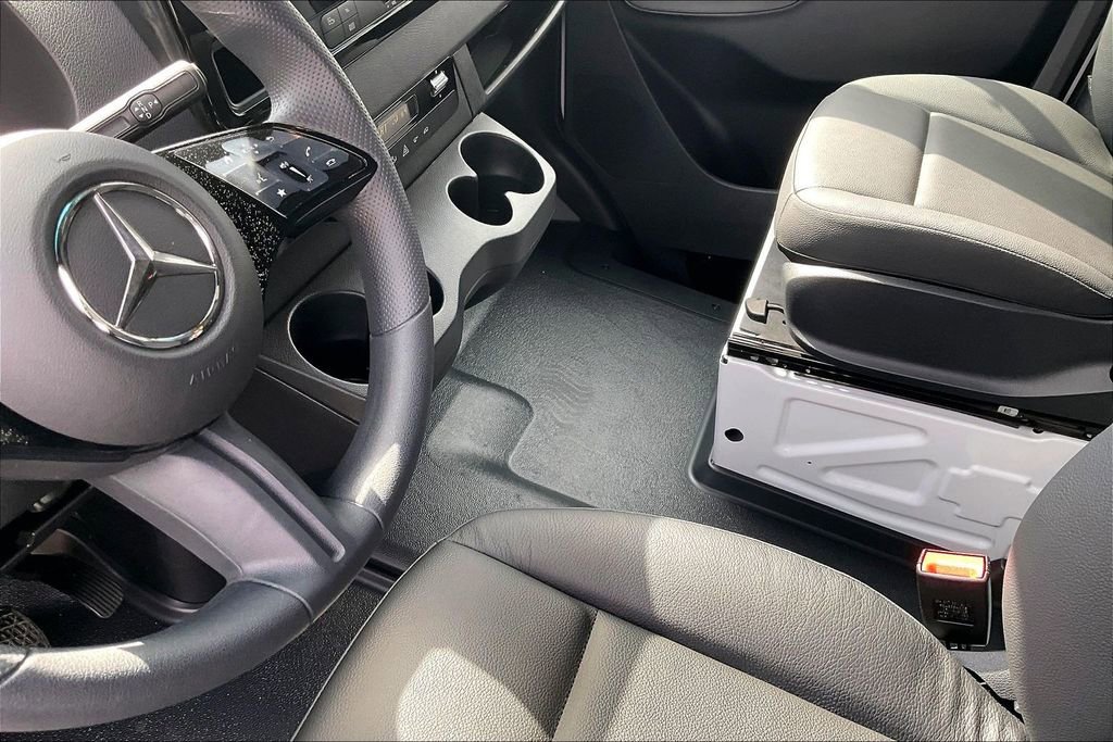 New 2026 Mercedes-Benz Sprinter 2500 image 8